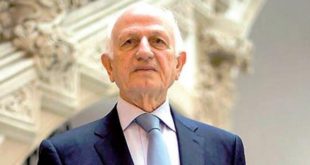 Antisémitisme primaire : L’Algérie interdit d’entrée André Azoulay