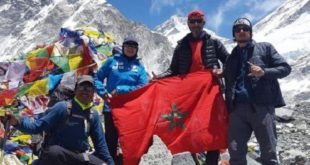 Exploit : Baibanou et Aakar au sommet de l’Everest