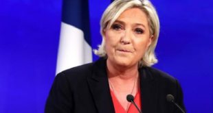 Marine Le Pen : La défaite en dansant sur un volcan