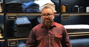 Le roi Mohammed VI dans un magasin de jeans à Paris