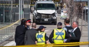 Toronto : une camionnette renverse des piétons, le conducteur du véhicule arrêté