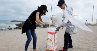 Opération de nettoyage de la plage des Oudayas à l’initiative des ambassades des pays nordiques