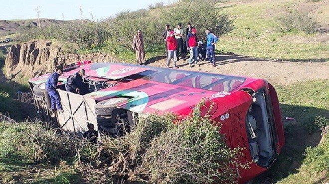 Safi : Trois morts et 37 blessés suite au renversement d’un véhicule de transport mixte