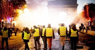 Gilets jaunes : Scènes de chaos à Paris