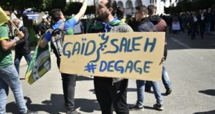Algérie : Les étudiants dans la rue au lendemain d’un discours du patron de l’armée