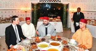 Le Roi Mohammed VI offre un iftar en l’honneur de Jared Kushner