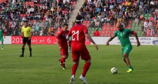 Match de gala à Laâyoune : Des légendes du ballon rond célèbrent la Marche Verte