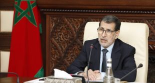 Le Chef du gouvernement salue l’élan de solidarité remarquable des Marocains face au covid-19