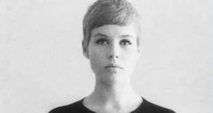 Décès d’Astrid Kirchherr | Célèbre photographe des Beatles