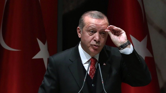 COVID-19 | Erdogan dos au mur face à la récession en Turquie