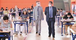 Baccalauréat | Amzazi visite des centres d’examen à El Hajeb et Fès