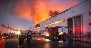 Casablanca Important incendie dans un dépôt