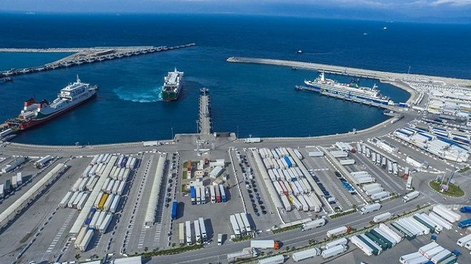 Tanger Med II,trafic portuaire,Transport,Équipement