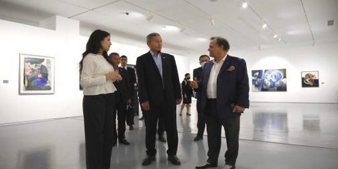 Le Ministre singapourien des AE visite le Musée Mohammed VI d’art moderne et contemporain
