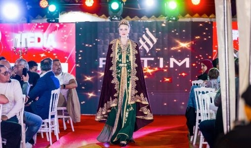 Salon du Maroc à Dreux | Le Caftan Marocain brille de mille feux