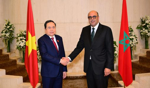 Le président de la Chambre des conseillers reçoit le président de l’Assemblée nationale du Vietnam