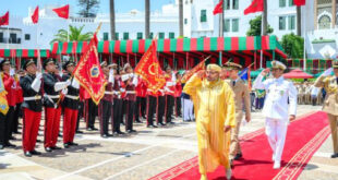 Fête du Trône | SM le Roi préside à Tétouan la prestation de serment des Officiers