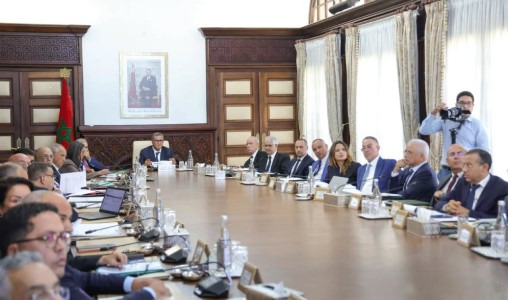 Rabat | Le Chef du gouvernement préside la réunion de suivi du programme de reconstruction d’Al‑Haouz
