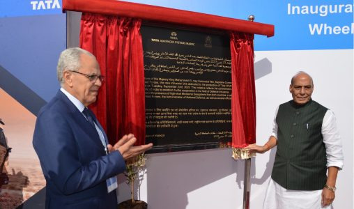 Berrechid | Inauguration de l’usine de fabrication des véhicules blindés de combat WhAP 8×8