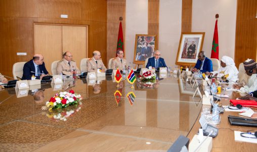 M. Abdeltif Loudyi reçoit le ministre de la Défense de la République de la Gambie