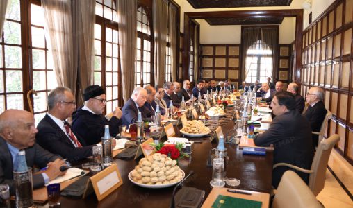 Sahara | SM le Roi appelle les partis politiques à présenter leurs propositions sur l’initiative d’autonomie