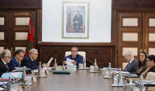 Le Conseil de gouvernement approuve un décret pour faciliter l&rsquo;accès à l&rsquo;aide exceptionnelle dans le cadre des aides sociales directes