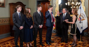 Duke Buchan prête serment devant J.D Vance comme nouvel ambassadeur des États-Unis au Maroc