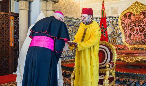 Sa Majesté le Roi Mohammed VI reçoit à Rabat plusieurs ambassadeurs étrangers