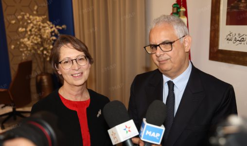 M. Baraka s’entretient avec la ministre finlandaise de l’Agriculture et des Forêts (Mme Essayah)