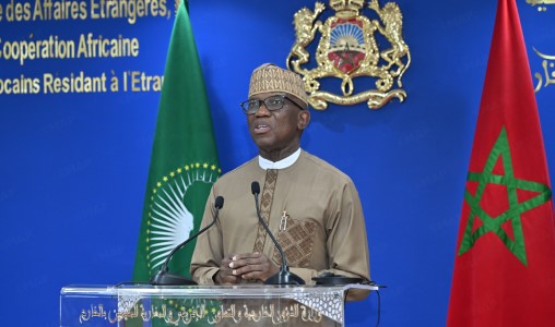 Le Maroc, sous la conduite de SM le Roi, ouvre la voie aux pays africains pour l’édification d’une démocratie continentale solide