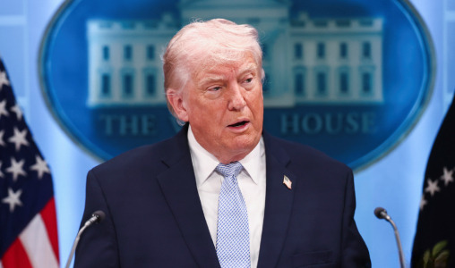 Crise au Moyen-Orient | 34 navires ont franchi le détroit d’Ormuz dimanche, selon Donald Trump