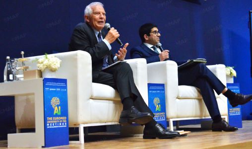 Fès | “Apprenez à coder et décoder pour comprendre les enjeux de l’IA” (J. Borrell)