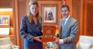 M. Abdennabaoui s’entretient avec la ministre belge de la Justice (Mme Annelies Verlinden)