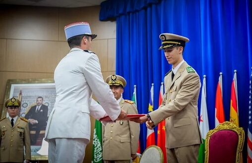 SAR le Prince Héritier Moulay El Hassan préside à Kénitra la sortie de deux promotions militaires