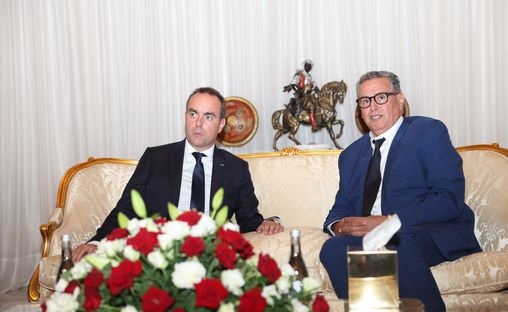 Arrivée au Maroc du Premier ministre français pour co-présider la 15e session de la Réunion de Haut Niveau Maroc-France