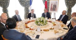 SM le Roi offre un déjeuner en l’honneur du Premier ministre français et la délégation l’accompagnant présidé par M. Akhannouch