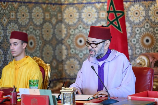 Sa Majesté le Roi Mohammed VI préside le premier Conseil des ministres du nouveau gouvernement
